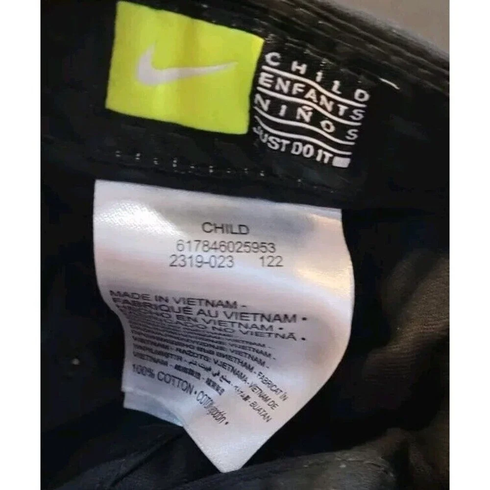 Nike Child Size Hat Black With White Swoosh Adjustable Strap JUST DO IT